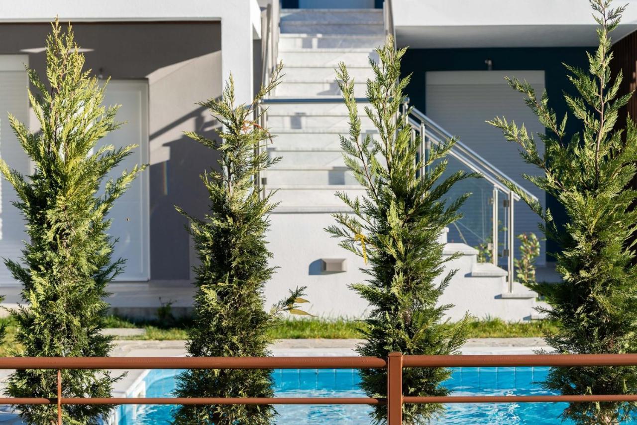 Ofrynio Luxury & Pool *
