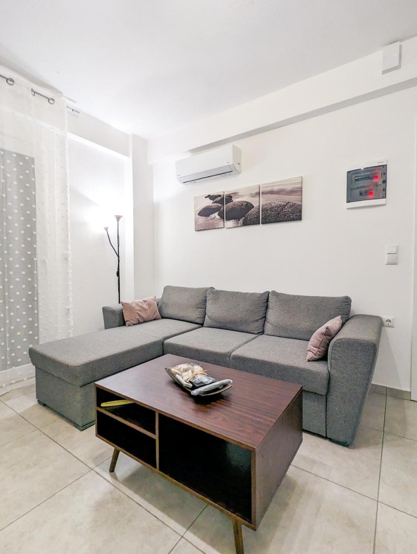 Apartment Ofrynio Luxury & Pool